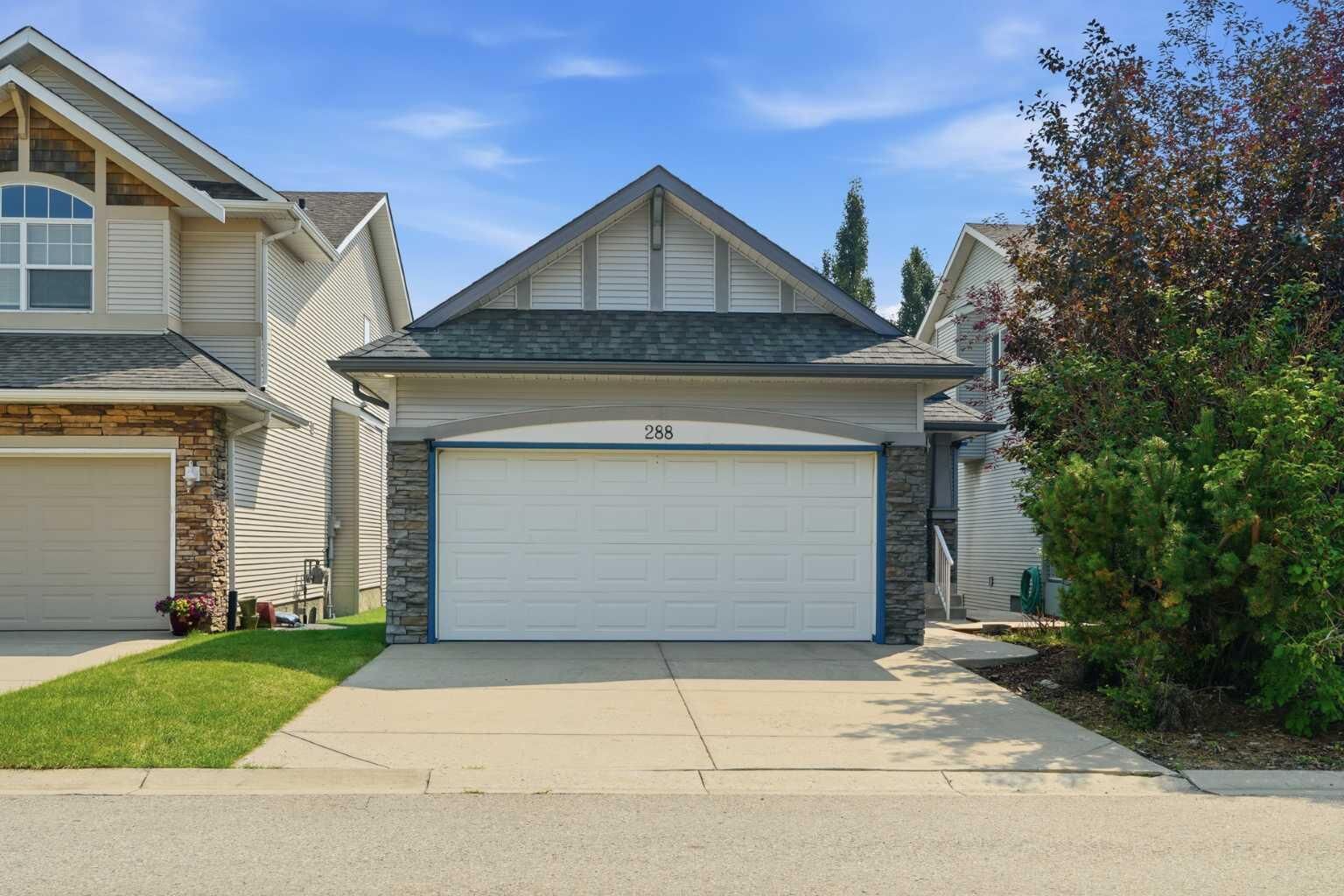 Property Photo:  288 Springborough Way SW  AB T3H 5M7 