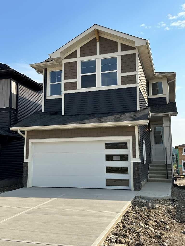 Property Photo: 16 Topaz Place AB T4C 3K2