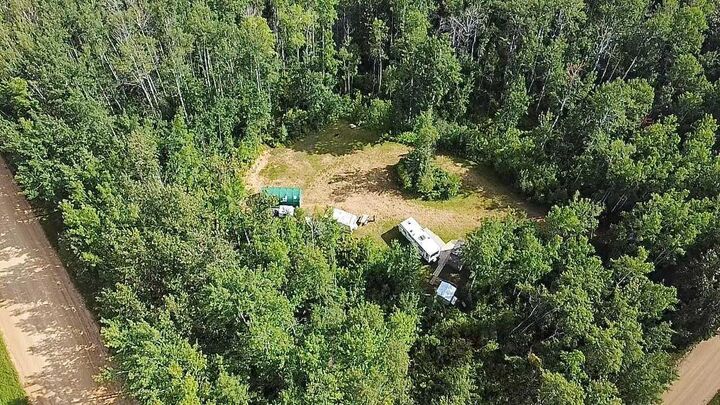 Property Photo: 240074 Township Road 680.5 AB T9S 1S2