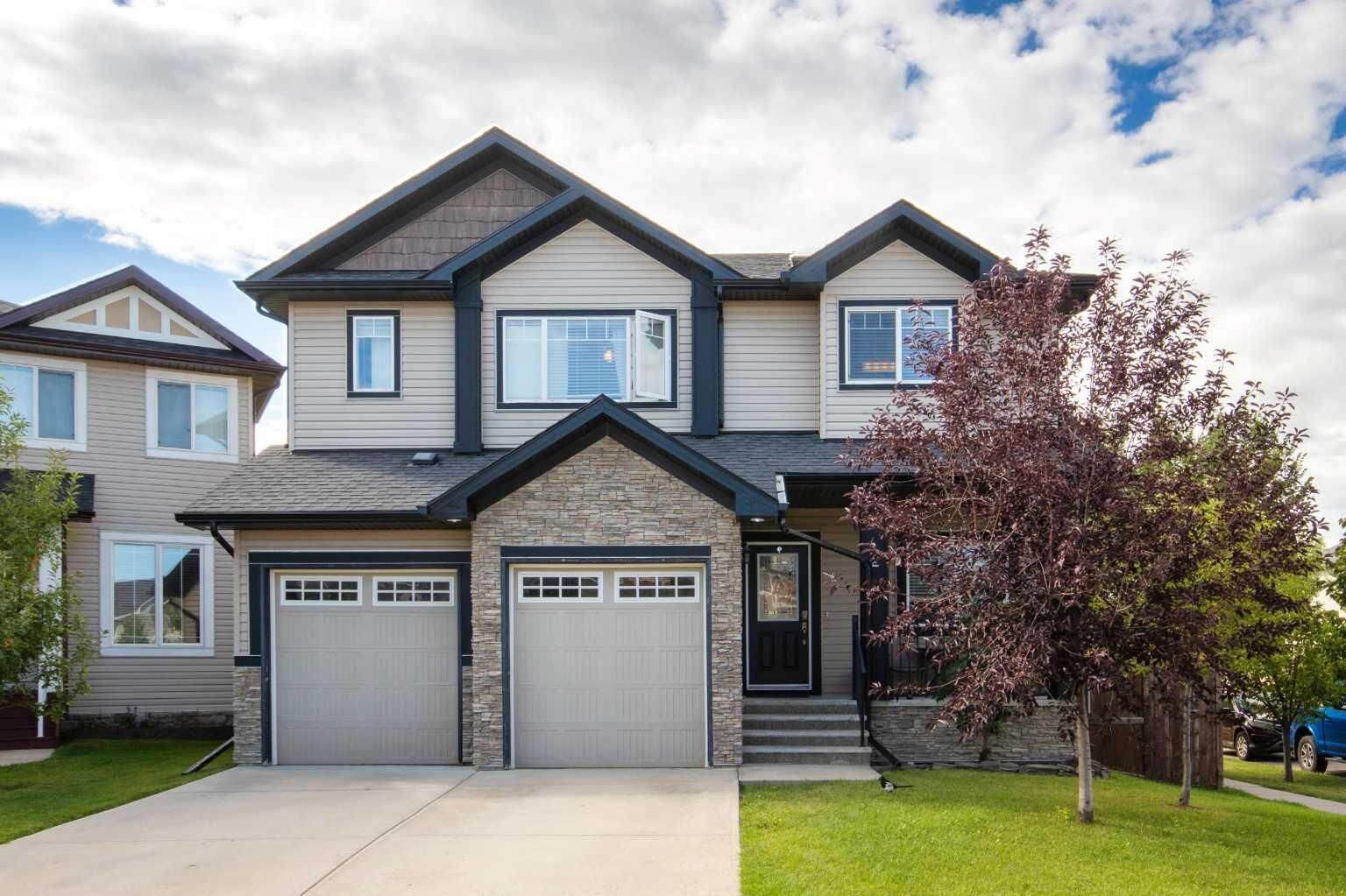 Property Photo: 2 Baywater Cape AB T4B 0B3