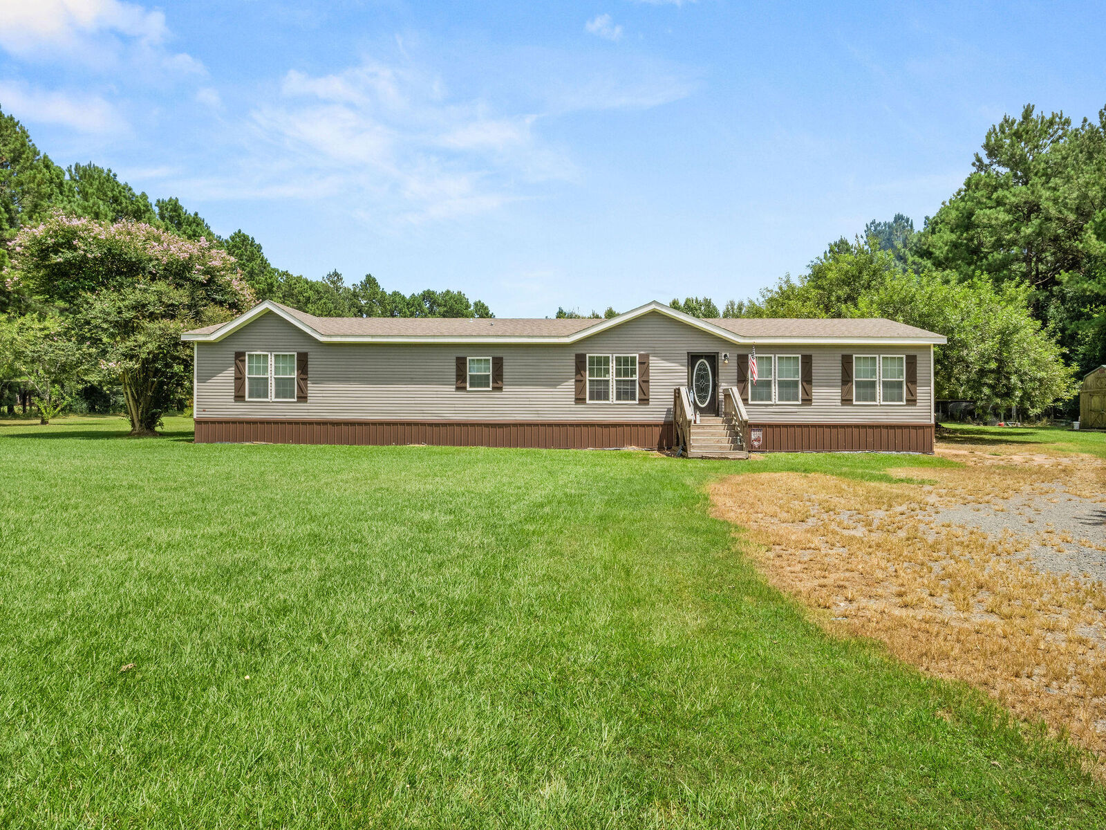 Property Photo:  533 Pine Ridge  LA 70634 