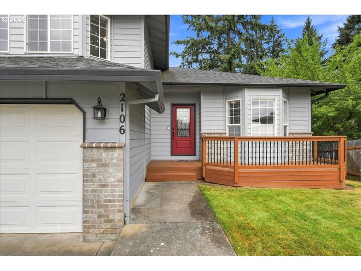 Property Photo:  2106 NE 104th Ave  WA 98664 