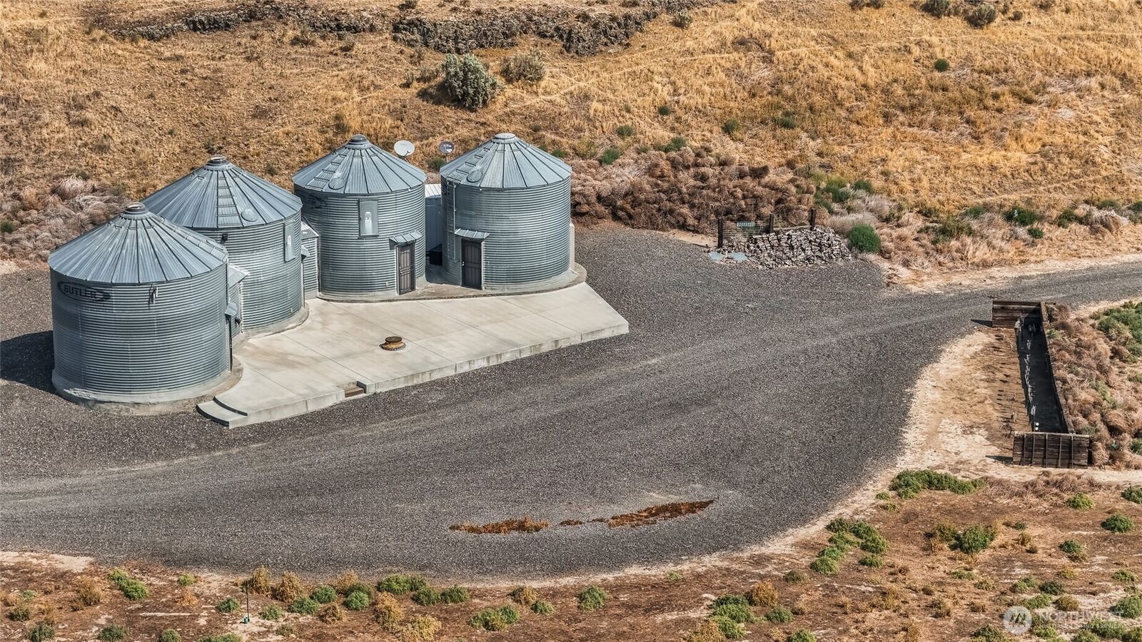 Property Photo:  2171 N Moody Road  WA 99159 
