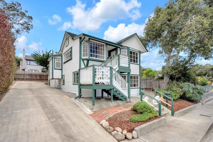 Property Photo:  819 Newton Street  CA 93940 
