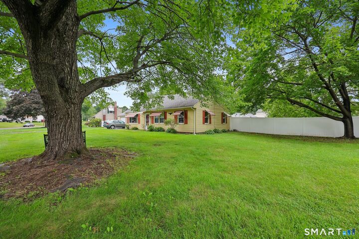 Property Photo: 165 Indian Hill Road CT 06111