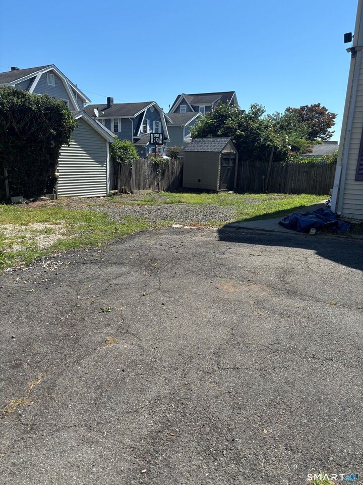Property Photo:  105 Welchs Point Road  CT 06460 
