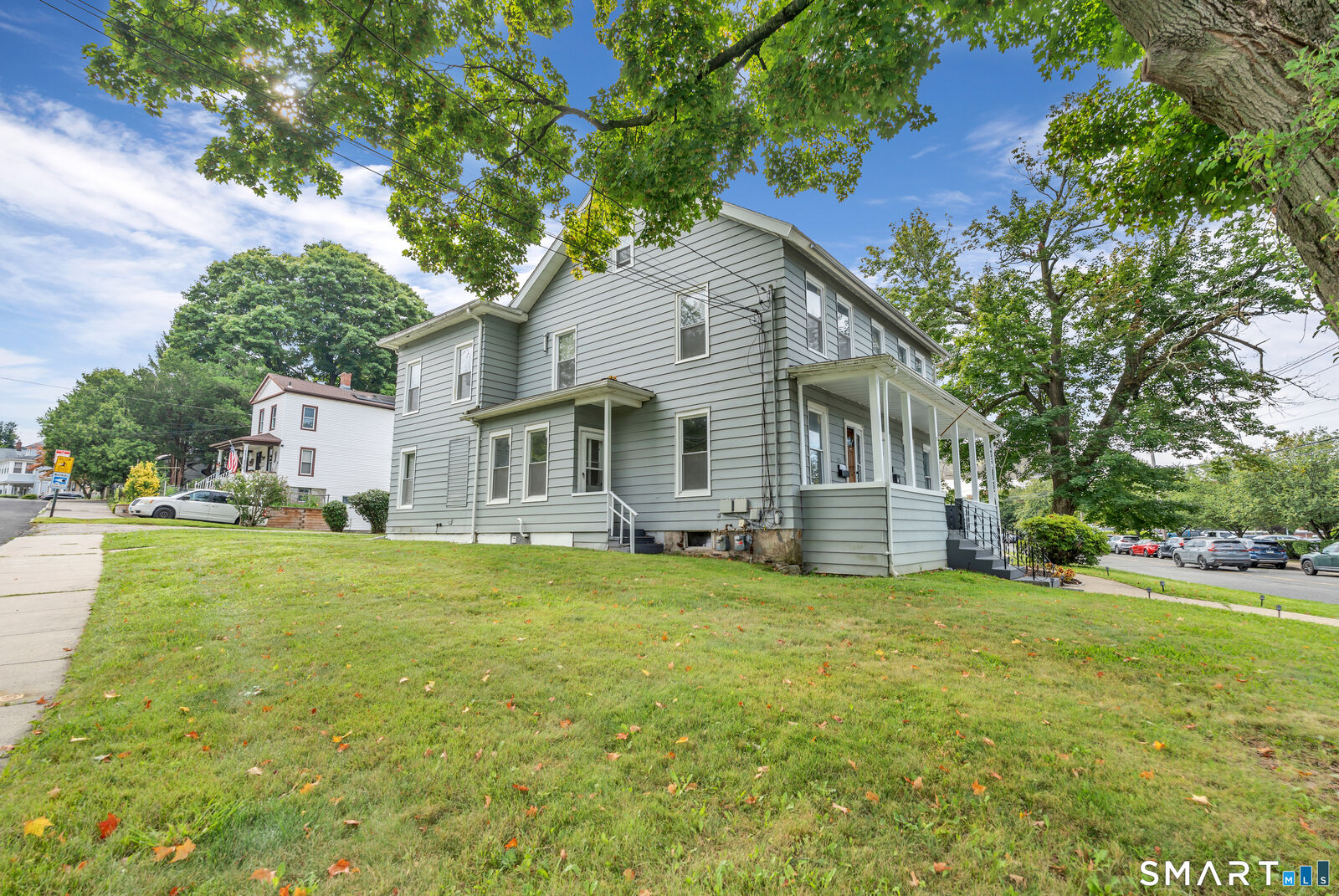 Property Photo:  175 Division Street 1  CT 06401 