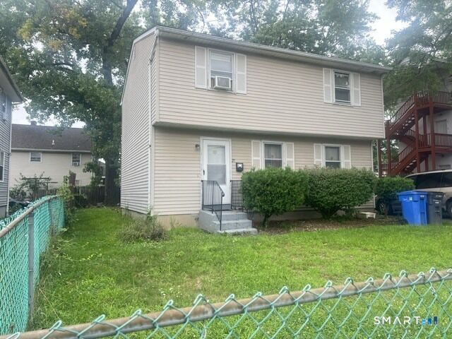 Property Photo:  27 Center Street  CT 06120 