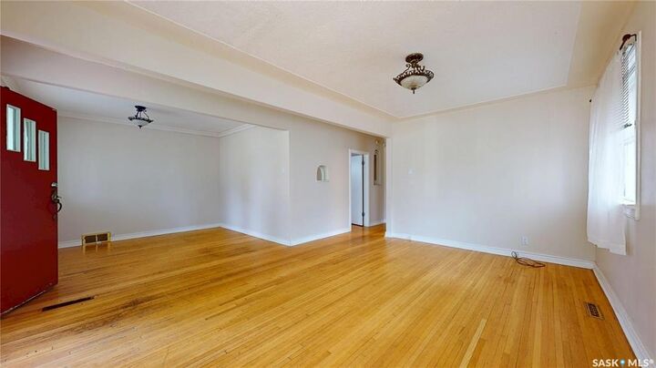 Property Photo:  2255 Queen Street  SK S4T 4C6 