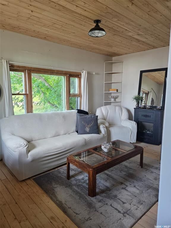 Property Photo:  315 Railway Avenue  SK S0J 3B0 