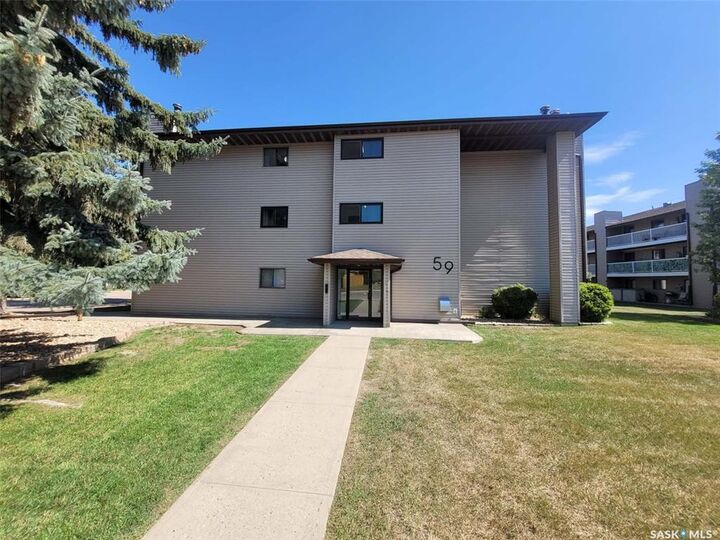 Property Photo:  59 Wood Lily Drive 201  SK S6J 1H1 