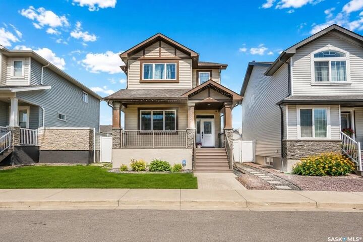 8726 Archer Lane — photo 1