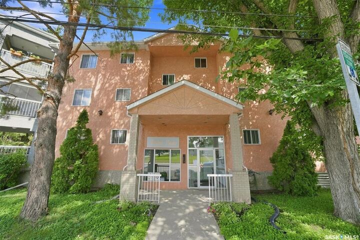 1215 Louise Avenue 202 — photo 1
