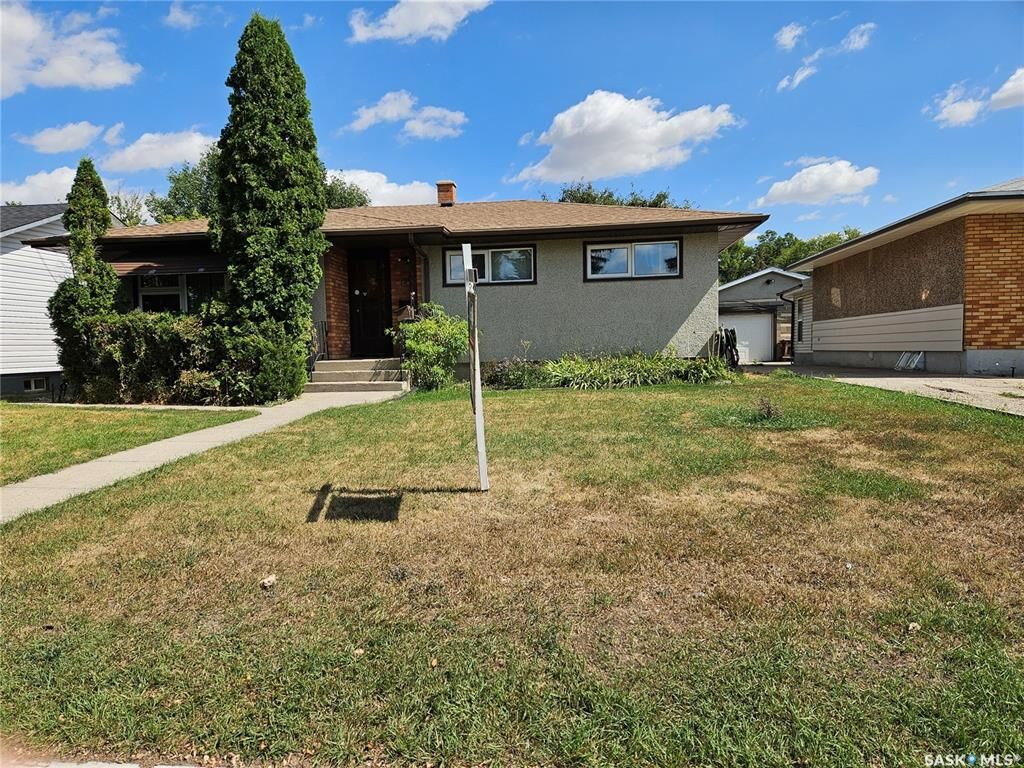 Property Photo: 1311 Rothwell Street SK S4N 2B2