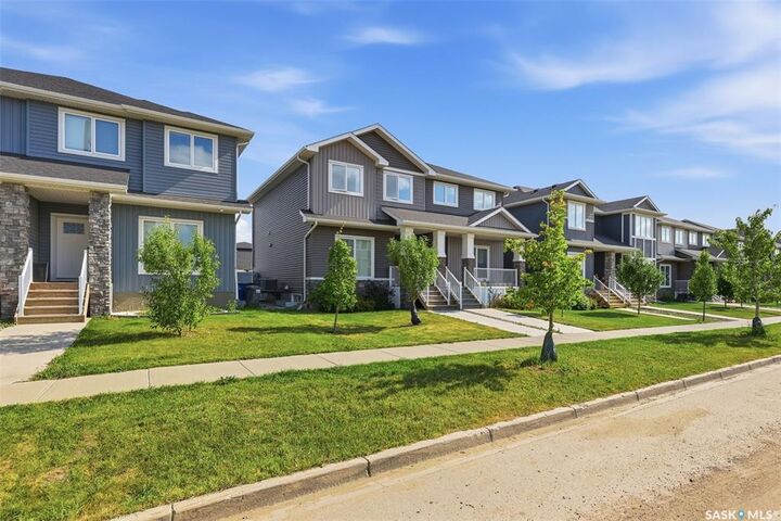 Property Photo: 520 Brighton Gate SK S7V 0V6