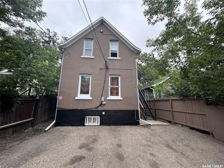 Property Photo: 109 28th Street W SK S7L 0K1