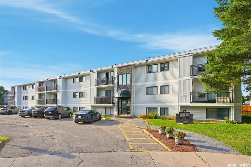 Property Photo:  258 Pinehouse Place 303  SK S7K 4X1 