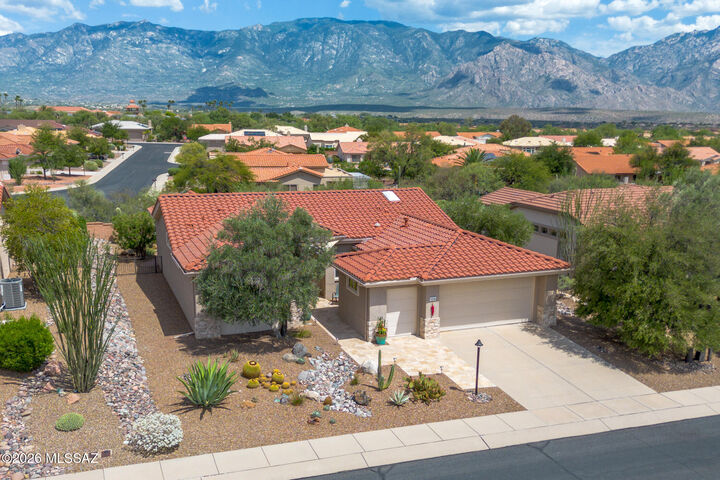 Property Photo:  14192 N Biltmore Drive  AZ 85755 