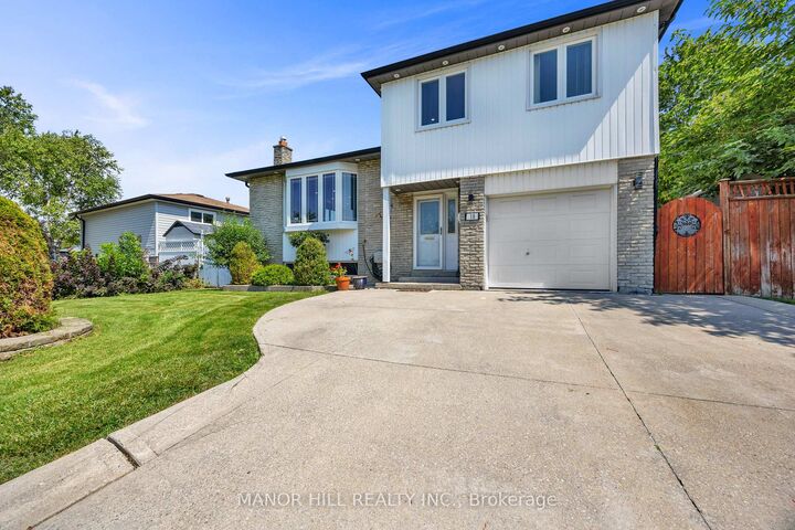 Property Photo: 18 Greenbriar Road ON L6S 1V9