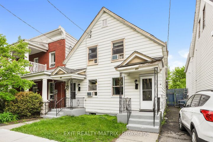 Property Photo: 235-237 Guigues Avenue ON K1N 5J3