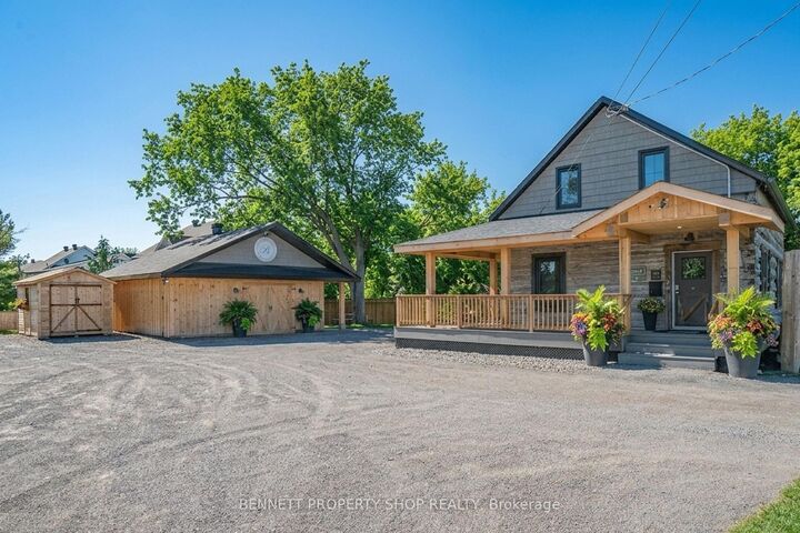 Property Photo: 1194-1200 Carp Road ON K2S 1B9