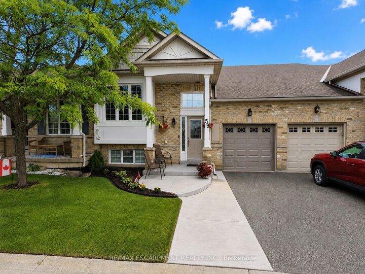 Property Photo: 2243 Turnberry Road 59 ON L7M 4Y6