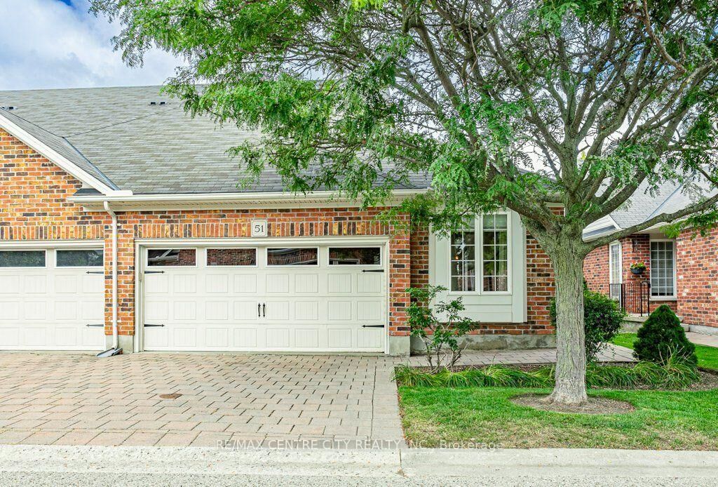 Property Photo:  464 Commissioners Road W 51  ON N6J 0A2 