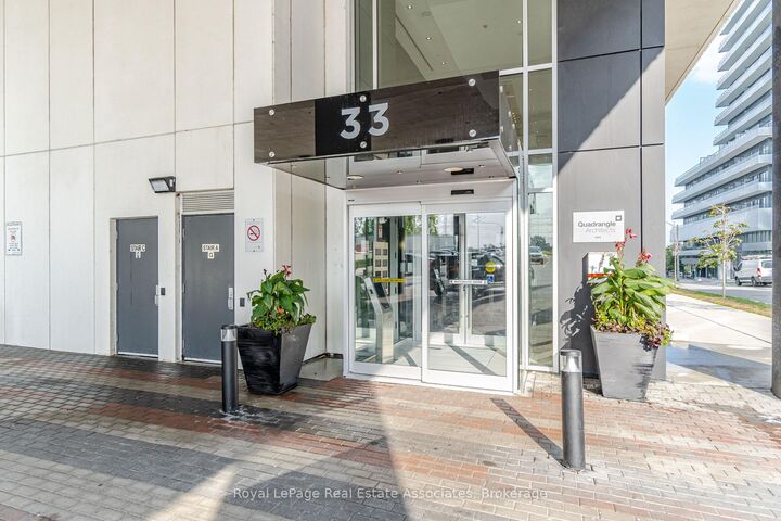 Property Photo: 33 Shore Breeze Drive 2301 ON M8V 0G1