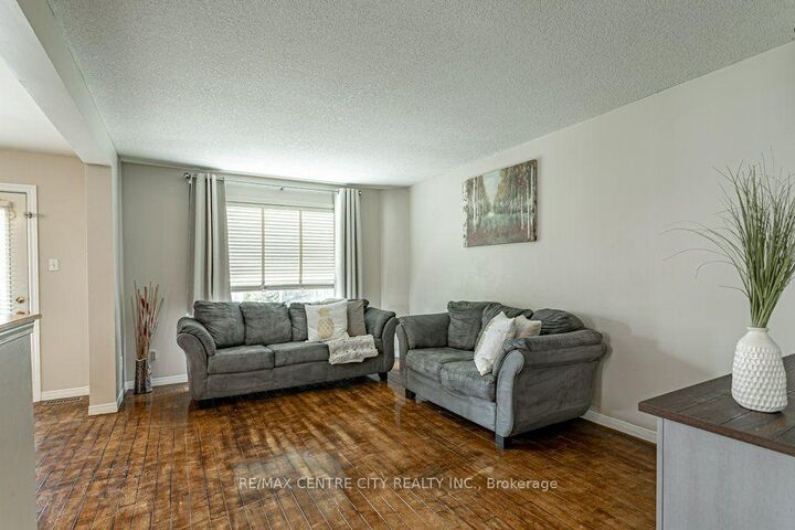 Property Photo: 320 Rossmore Court ON N6C 6B9