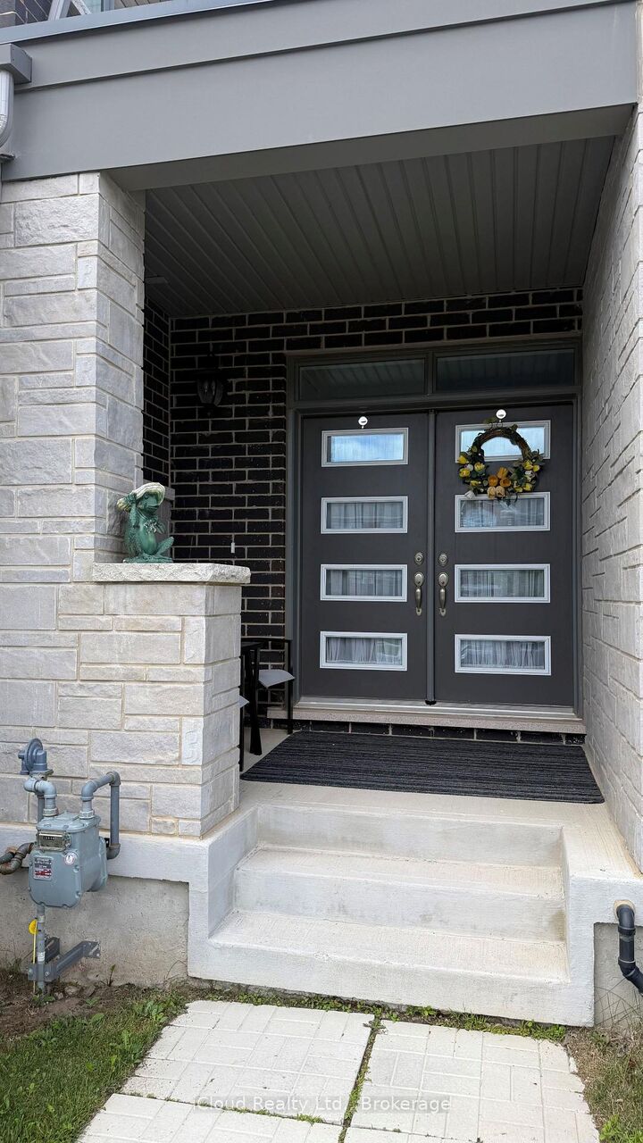 Property Photo:  74 Forestwalk Street  ON N2R 0S3 