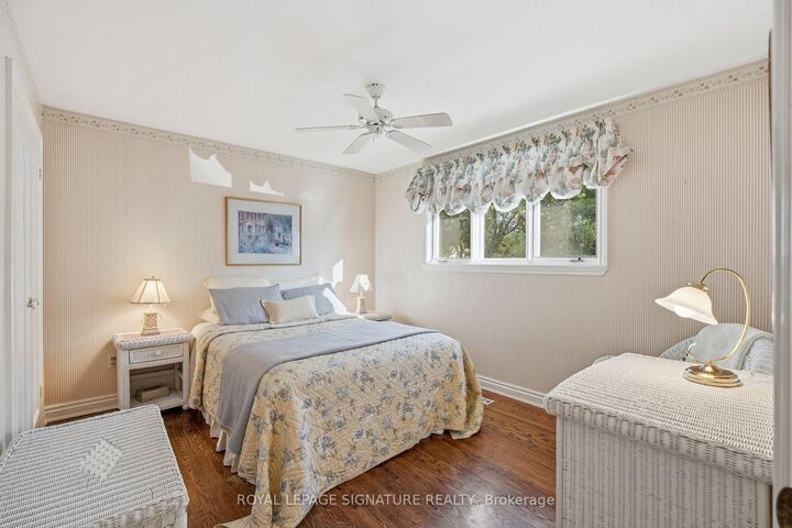 Property Photo: 20 Wellesbourne Crescent ON M2H 1Y7