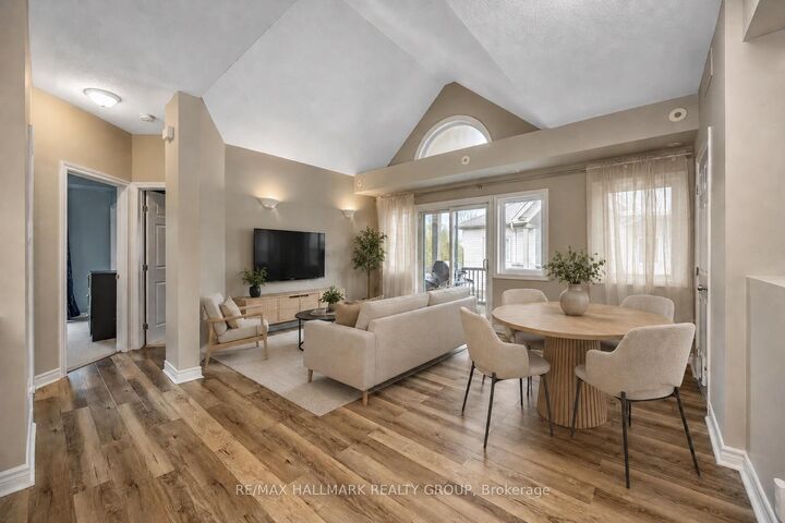 Photo de la propriété:  1109 Stittsville Main Street L  ON K2S 0C8 