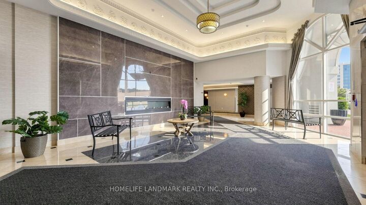 Property Photo: 9017 Leslie Street Lp115 ON L4B 3B6