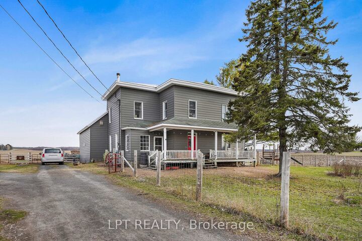 Property Photo: 21630 Laggan-Glenelg Road ON K0B 1E0