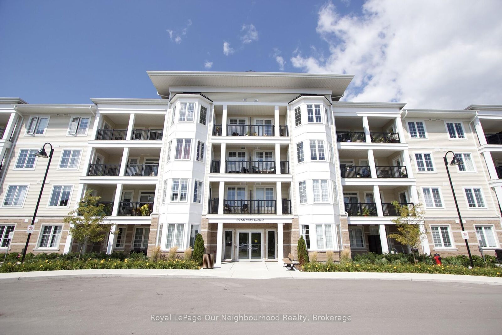 Property Photo:  65 Shipway Avenue 210  ON L1B 0B7 