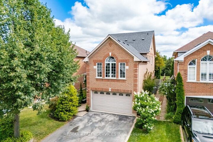 23 Swansea Meadows Drive — photo 1