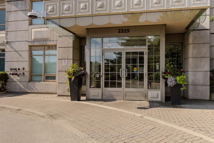 Property Photo: 2325 Central Park Drive 709 ON L6H 0E2