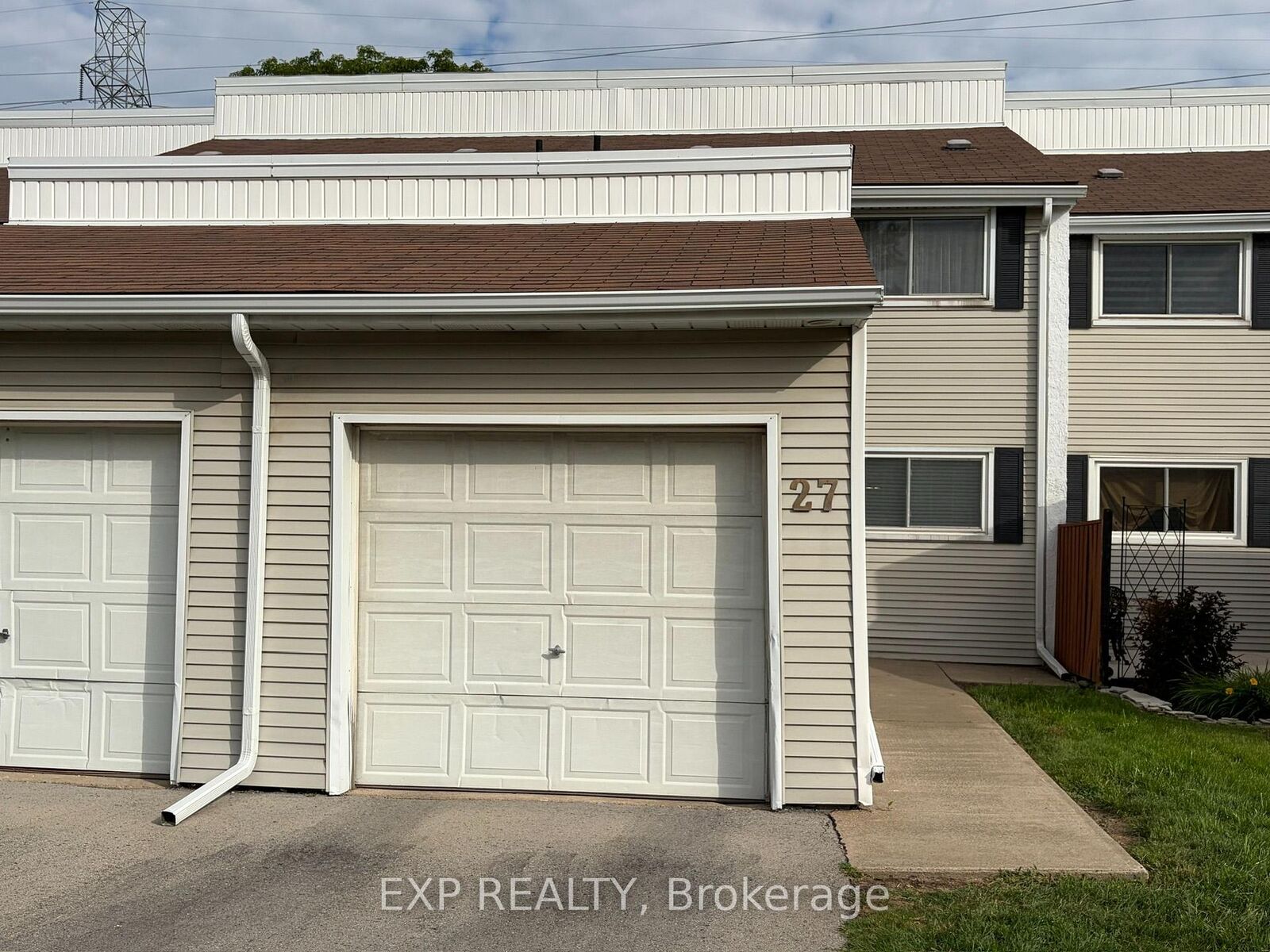 Property Photo:  7001 Casey Street 27  ON L2J 3G6 