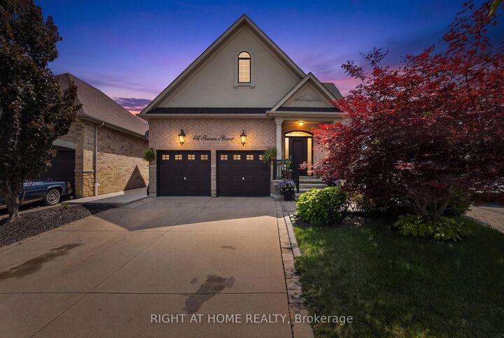 Property Photo: 66 Sanremo Court ON L4H 1K5