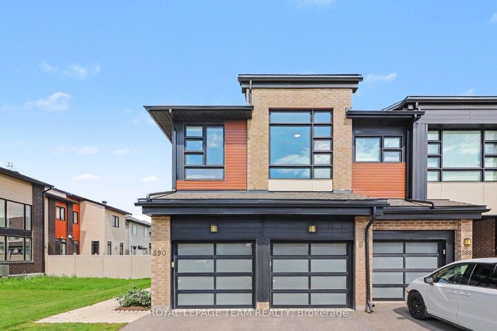 Property Photo:  590 Triangle Street  ON K2V 0M1 
