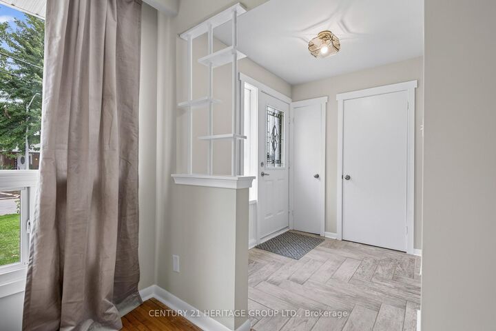 Property Photo:  72 Kulpin Avenue  ON L3Z 1T7 