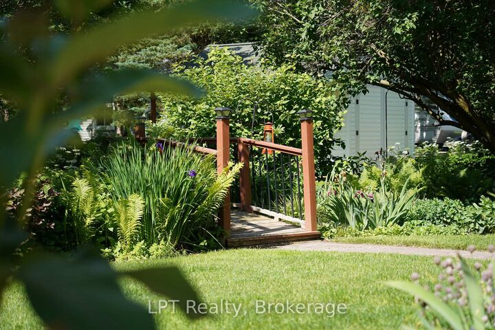 Property Photo: 880 16th Street W ON N4K 6V5