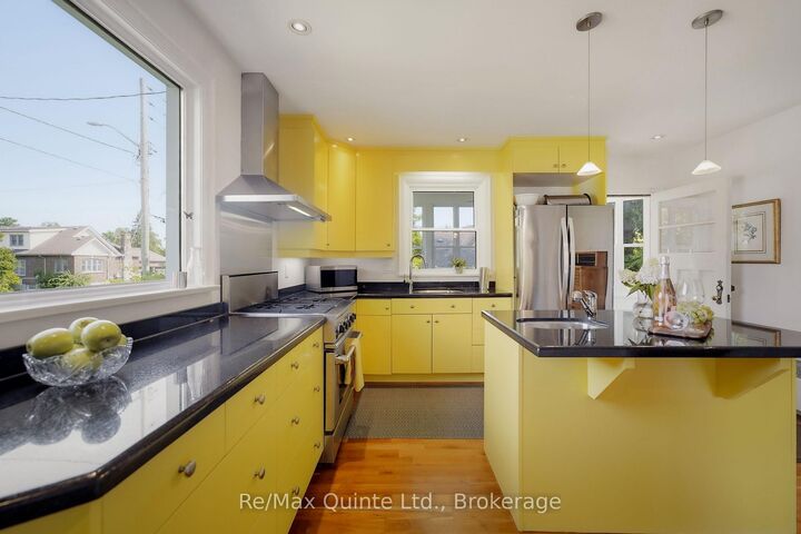 Property Photo: 271 Bridge Street East N/A ON K8N 1P4