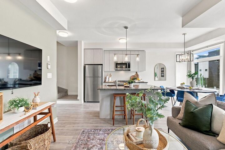 2550 Castlegate Crossing 204 — photo 1