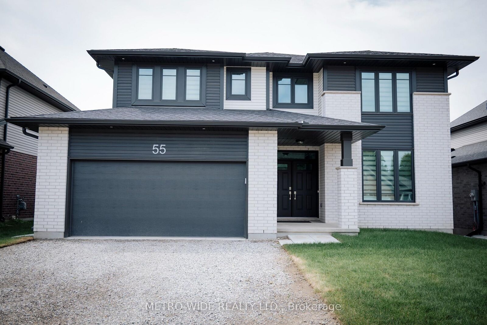 Property Photo:  55 White Tail Path  ON N5R 0M8 