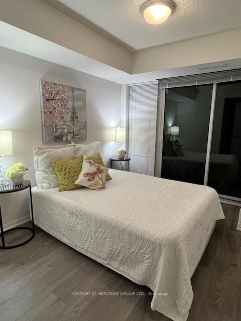 Photo de la propriété:  400 Adelaide Street E 1015  ON M5A 4S3 