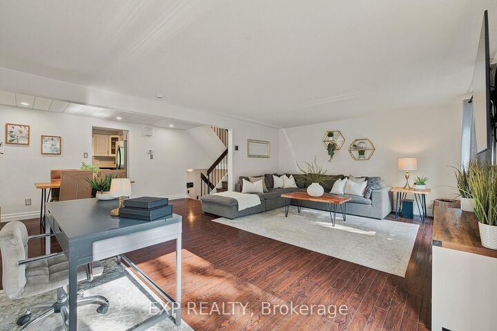Property Photo:  220 Salisbury Avenue 13  ON N1S 1K5 