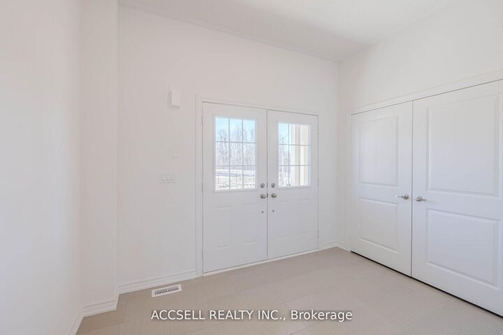 Property Photo: 356 Russell Street ON N0C 1B0