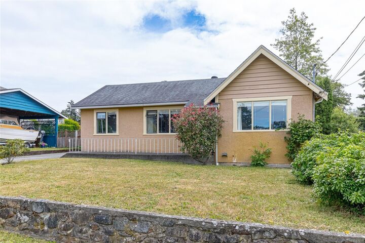 Photo de la propriété:  1263 Garkil Rd  BC V8P 2L2 