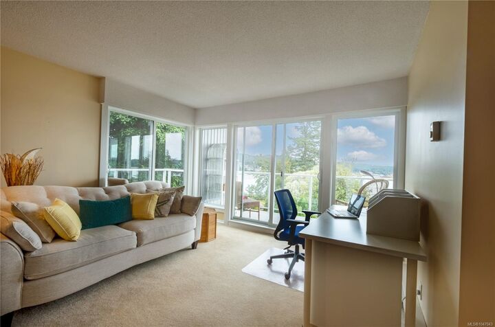 Property Photo: 2562 Departure Bay Rd #325 BC V9R 5J6